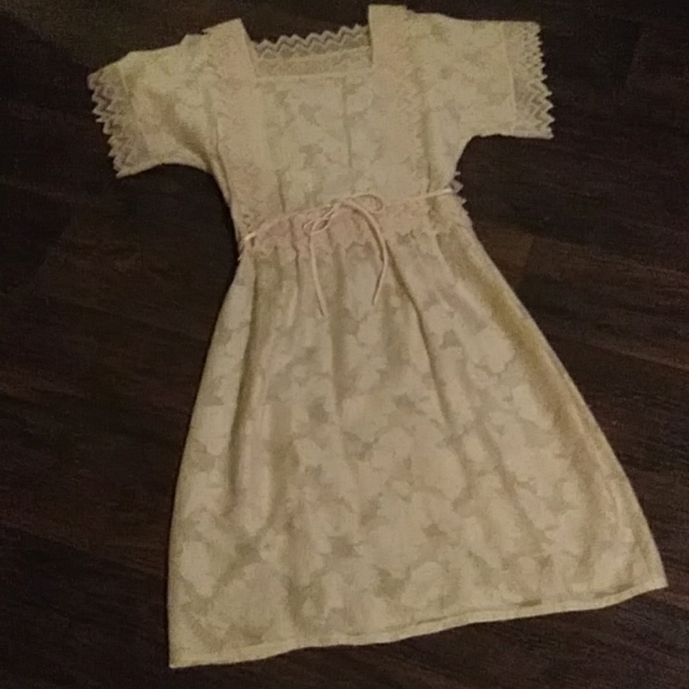 Beautiful Unique Vintage Dress